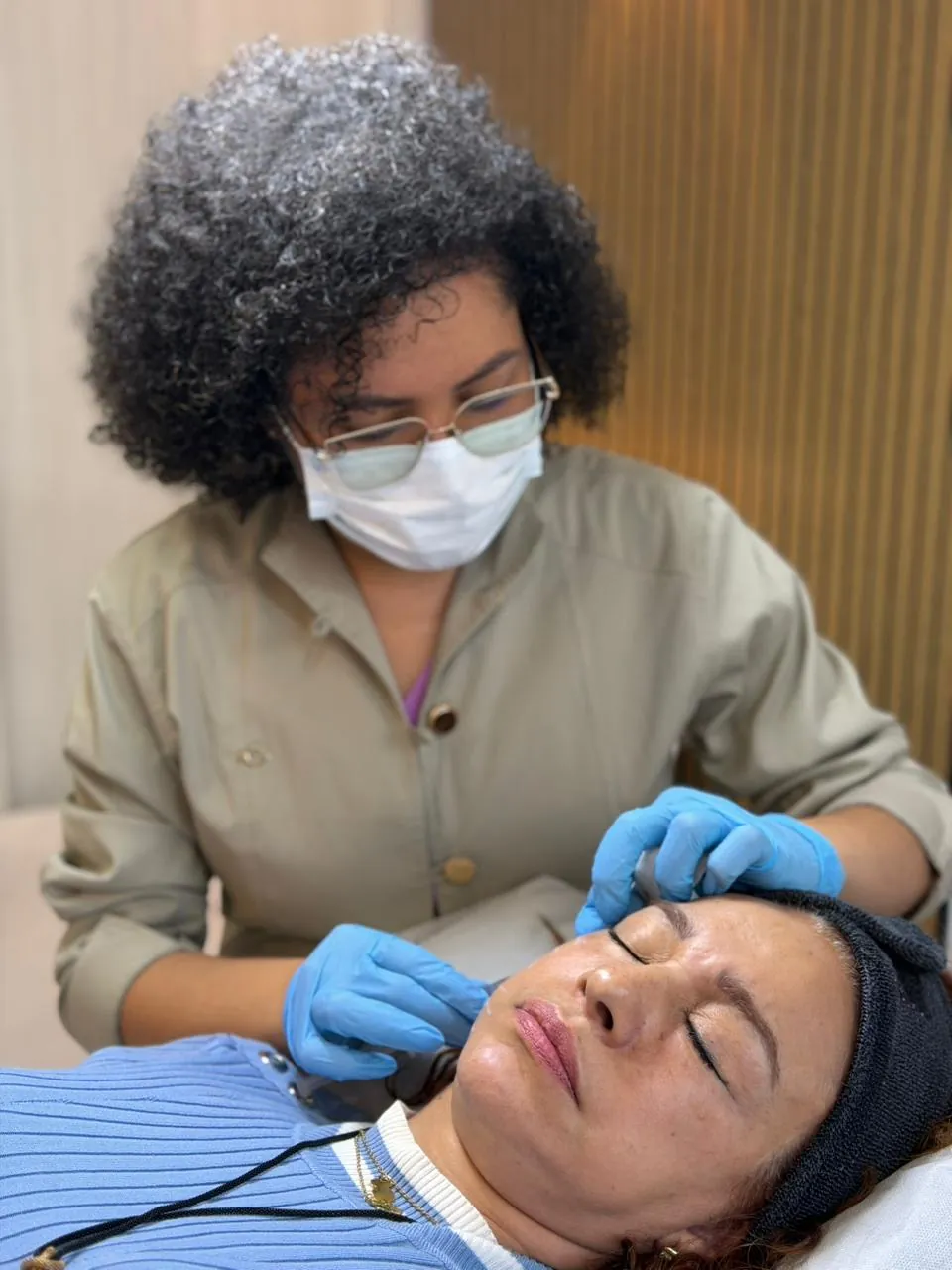 Transformación facial completa con armonización - Dra. Erika Caballero